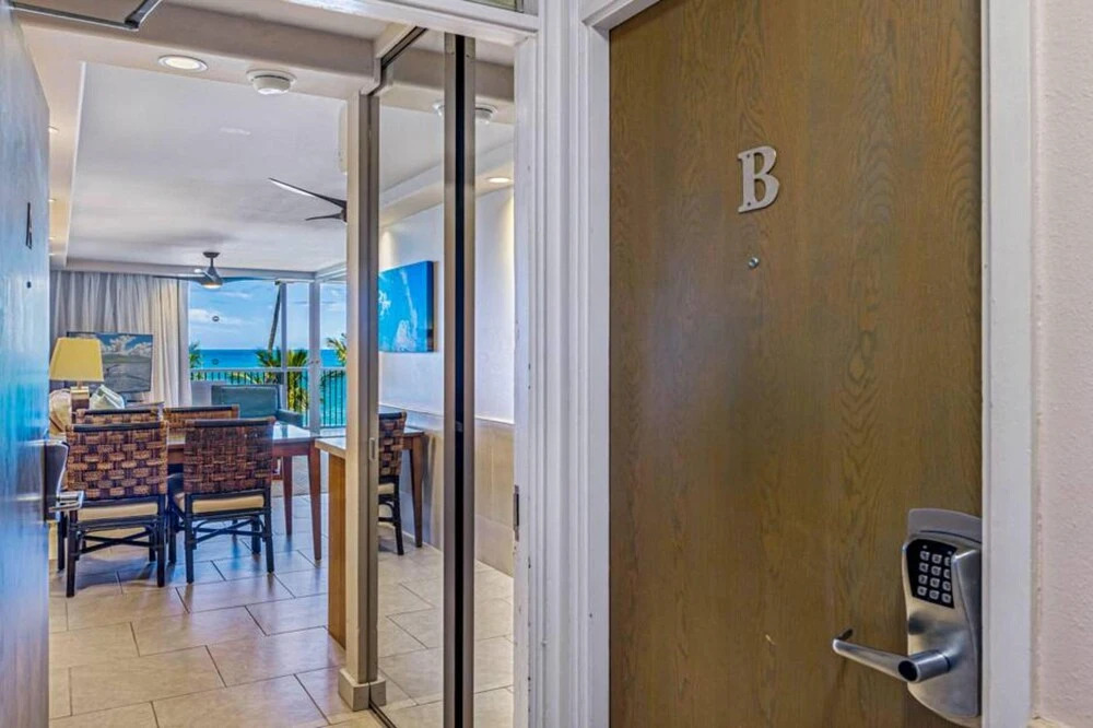 Mana Kai #307 by Coldwell Banker Island