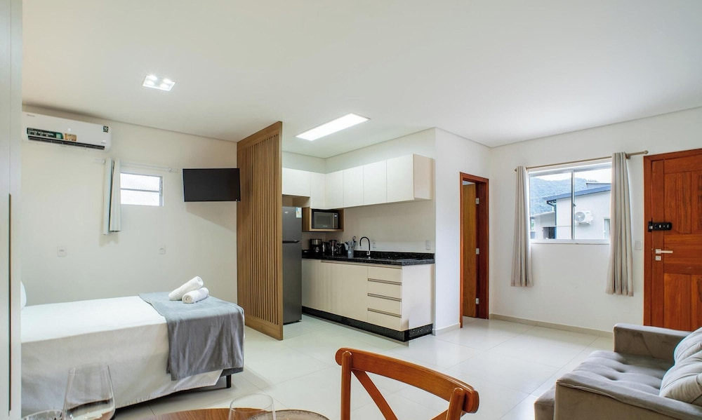 Full Studios in Rio Tavares - ALA