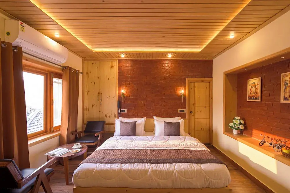 PalPenzy - Bespoke Premium Stay