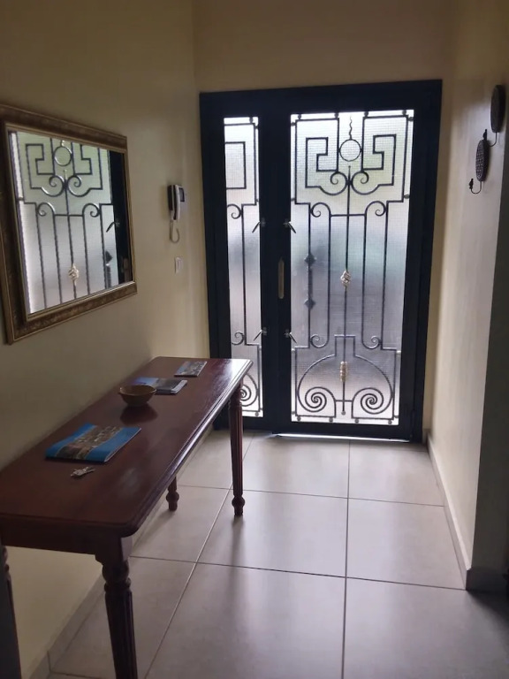 Honey Guesthouse