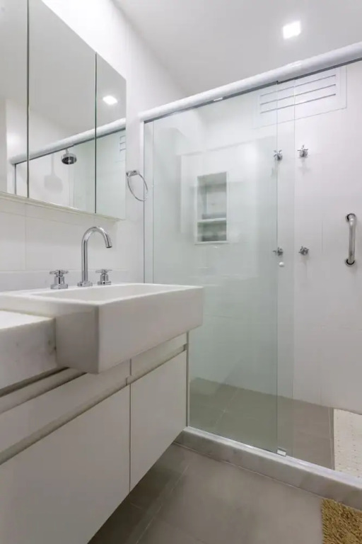 Charming 9 Minutes From Botafogo Beach Mrf1307
