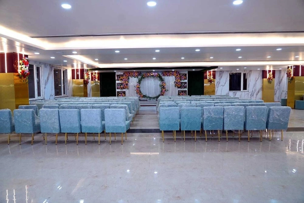 Ravika Grand Hotel and Banquet