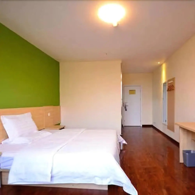 7 Days Inn