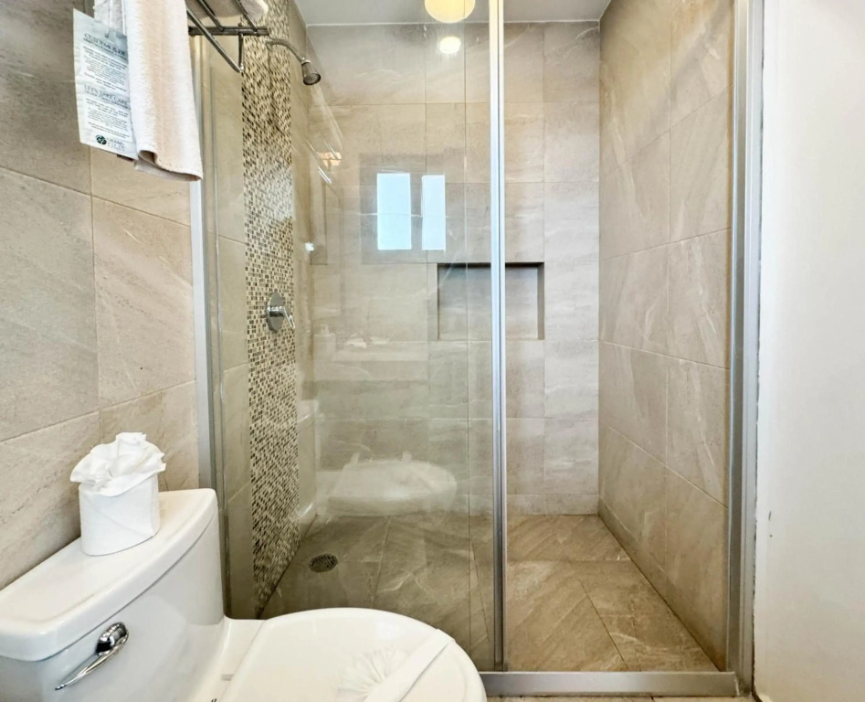 Grand Fifty Suites