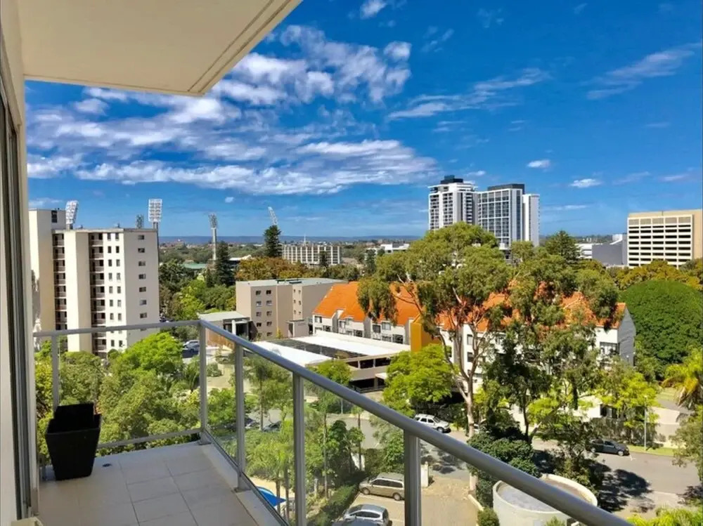 Stunning 2 Storey Apartment in Perth's CBD