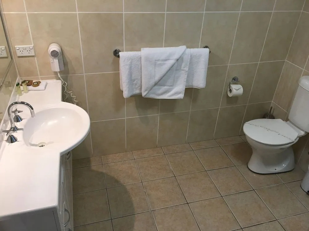 Tuckerbox Motor Inn