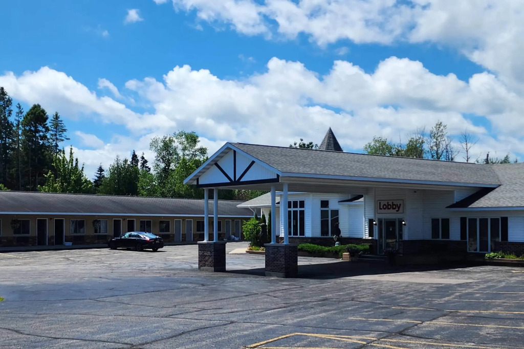 Econo Lodge Lakeshore