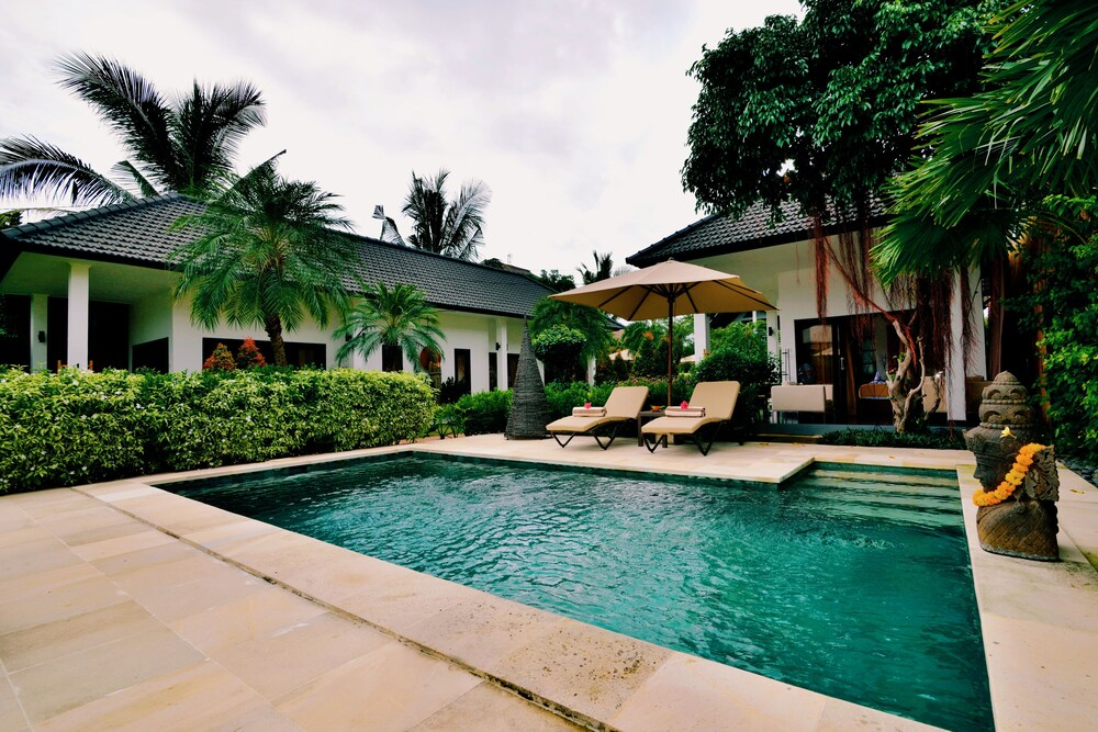 Villa Mahkai - Family and friends Estate