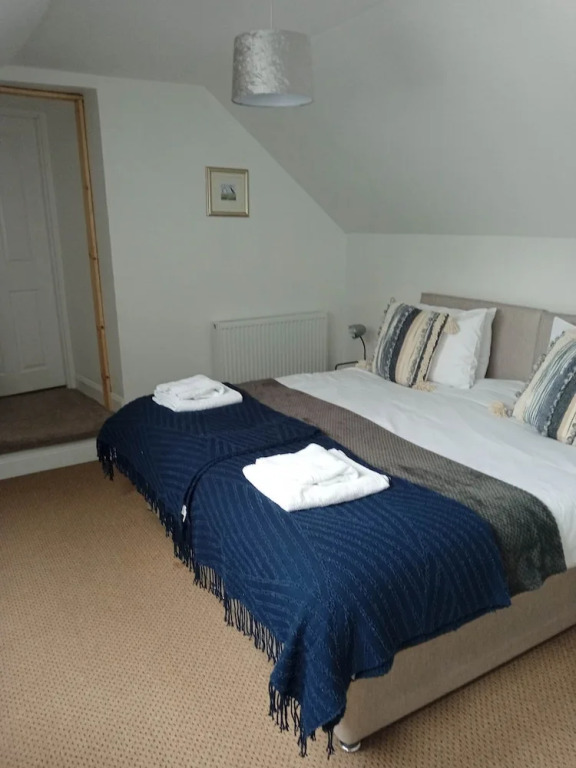 Close to the Seaside - Sleeps 4/free Wifi/parking