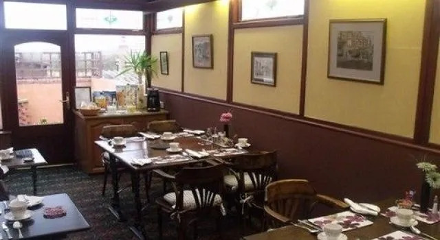 Hillrise Guest House