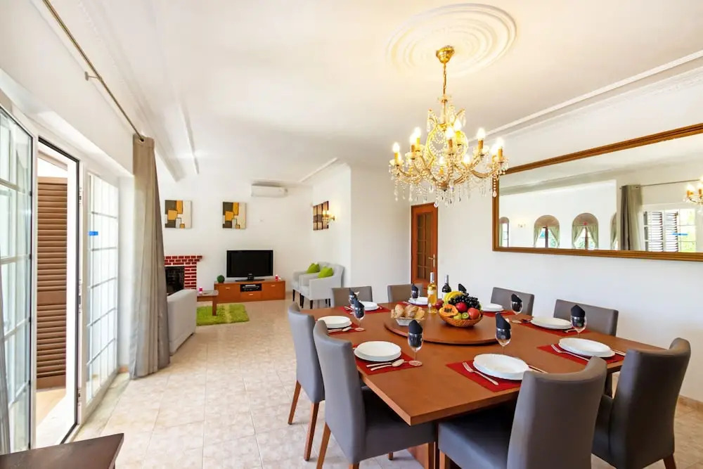 Villa Morais - Refúgio em família com piscina aquecível e BBQ - Galé, Albufeira