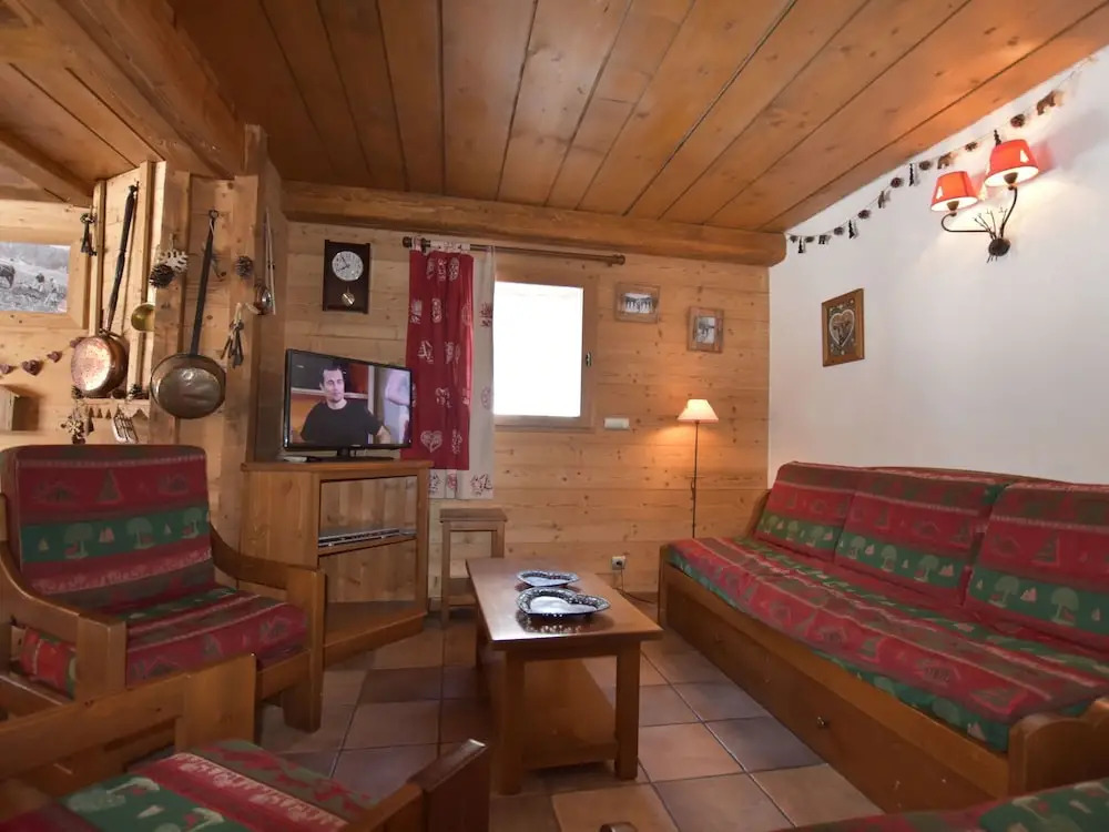 Lake View Chalet in Tignes near Ski Area