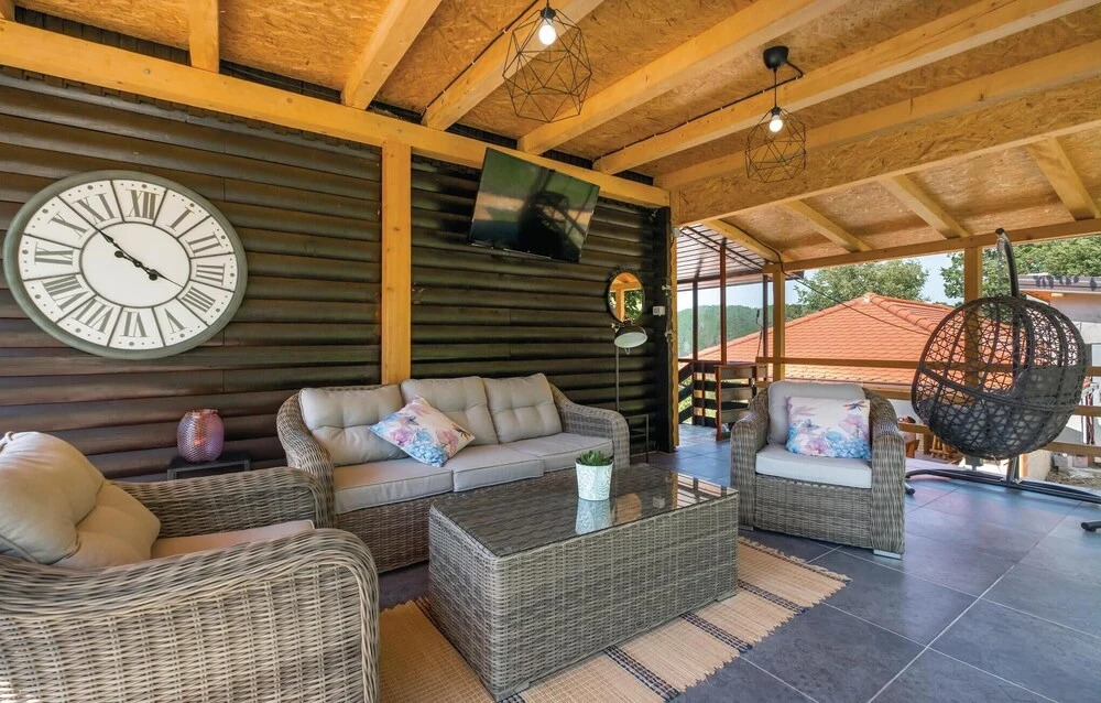Amazing Home in Zagreb With Outdoor Swimming Pool, Wifi and Outdoor Swimming Pool