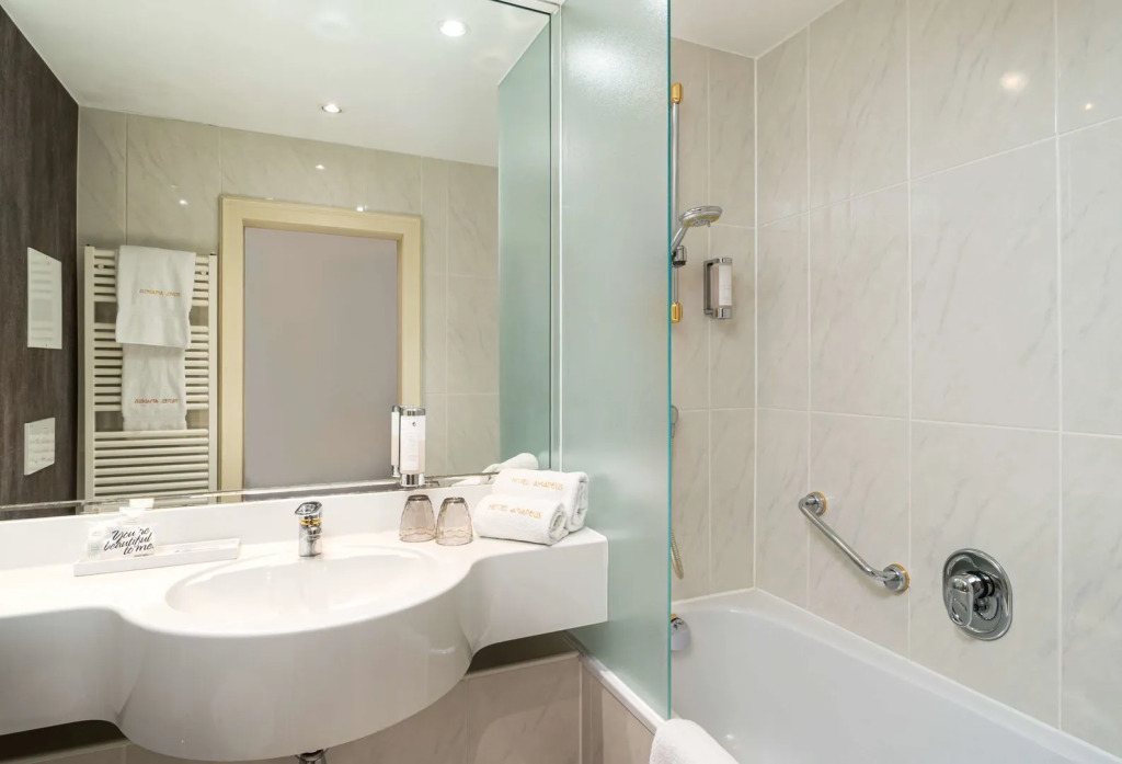 elaya hotel vienna city center, Trademark by Wyndham