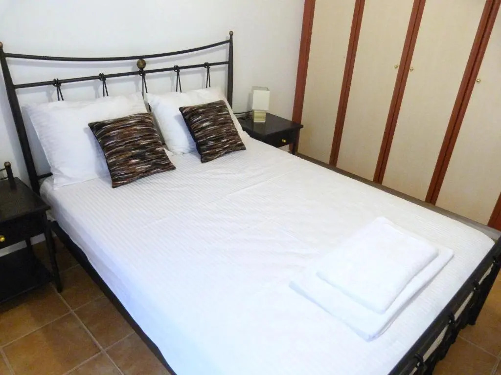 Ioli Apartments
