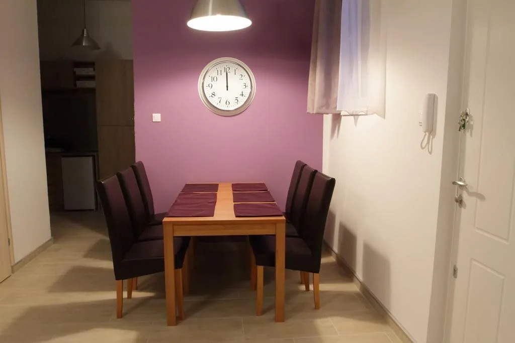 ABT Apartments Karoly