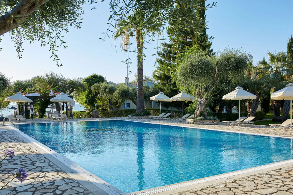Delfinia Hotel