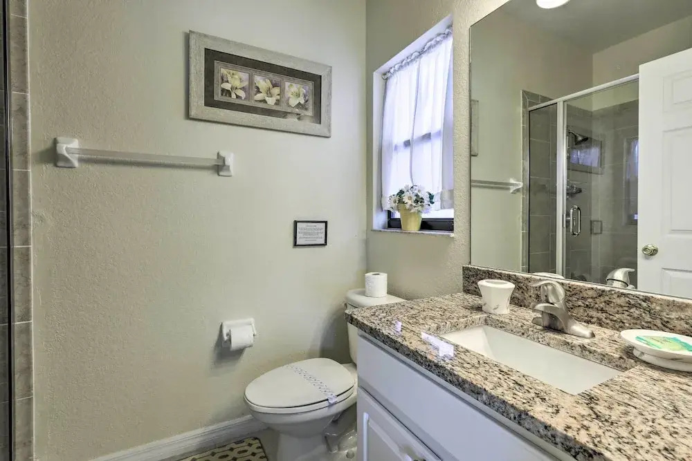 Spacious Clermont Getaway ~ 10 Miles to Disney!