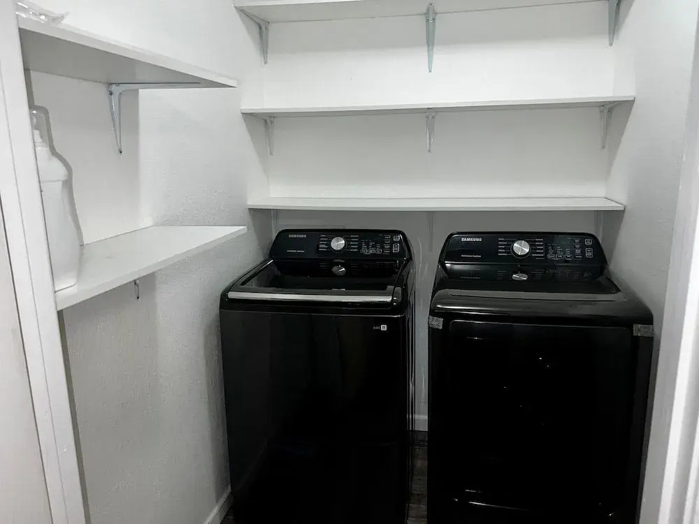 Southside 3bd 2bt apartment
