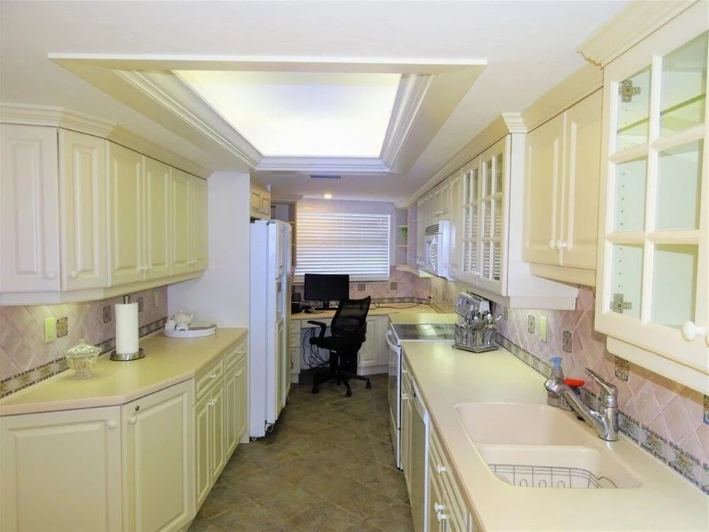 Gulf And Bay Club- C402- Amazing Views 2 Bedroom Condo