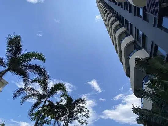Hotel Clouds