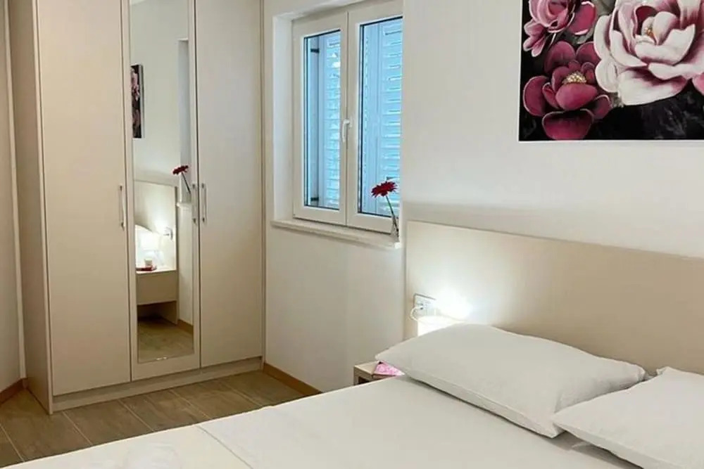 Luxury Sea View Apartments