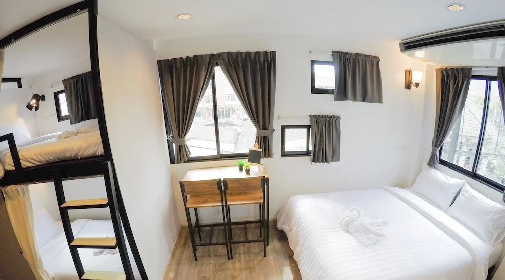 Chalatte Loft