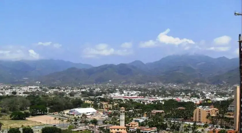 Peninsula 18-B Torre 2