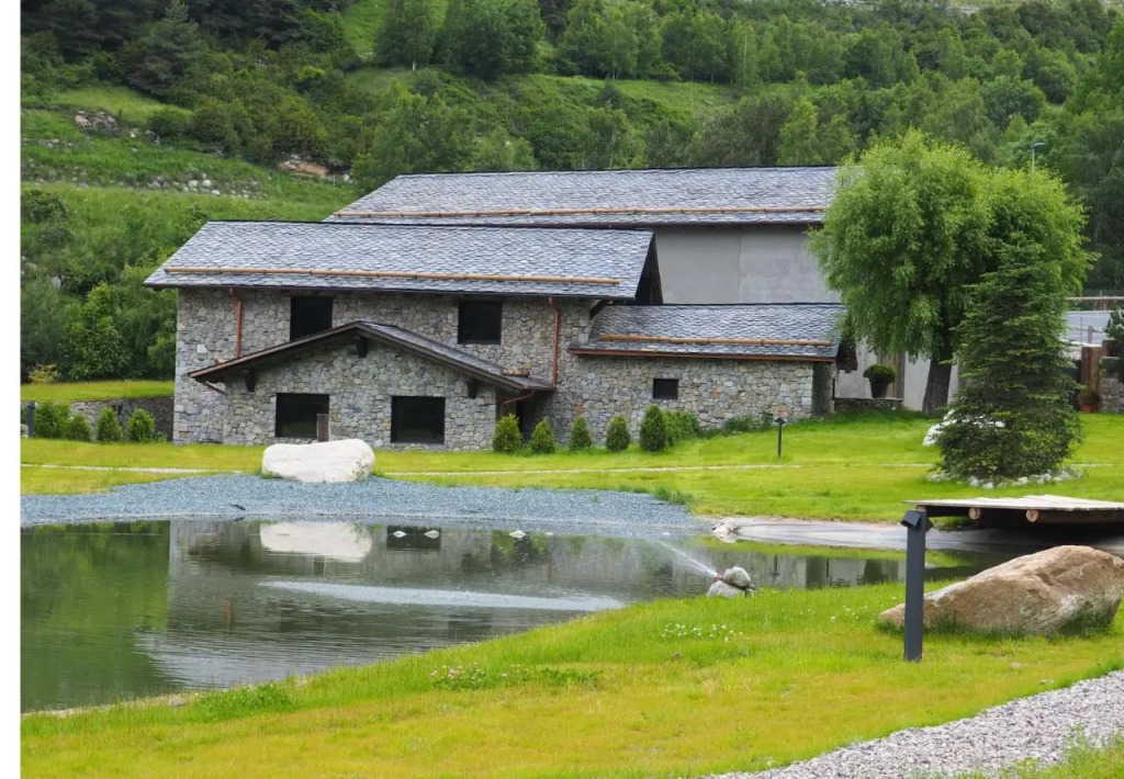 Les Pardines 1819 Mountain suites & SPA