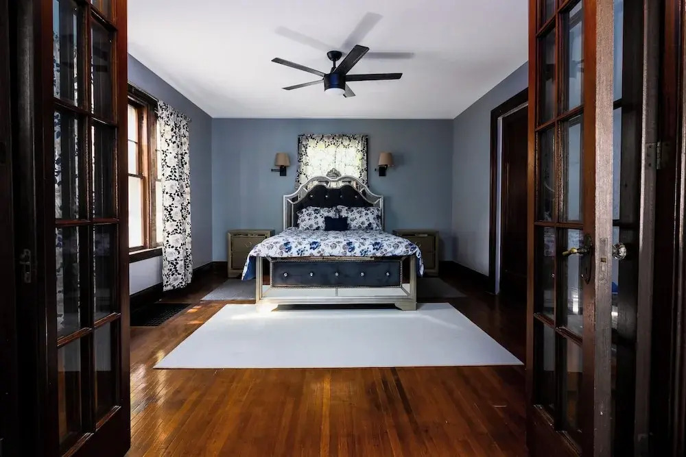5Br, 1.5 Ba Close To Niagara Falls State Park