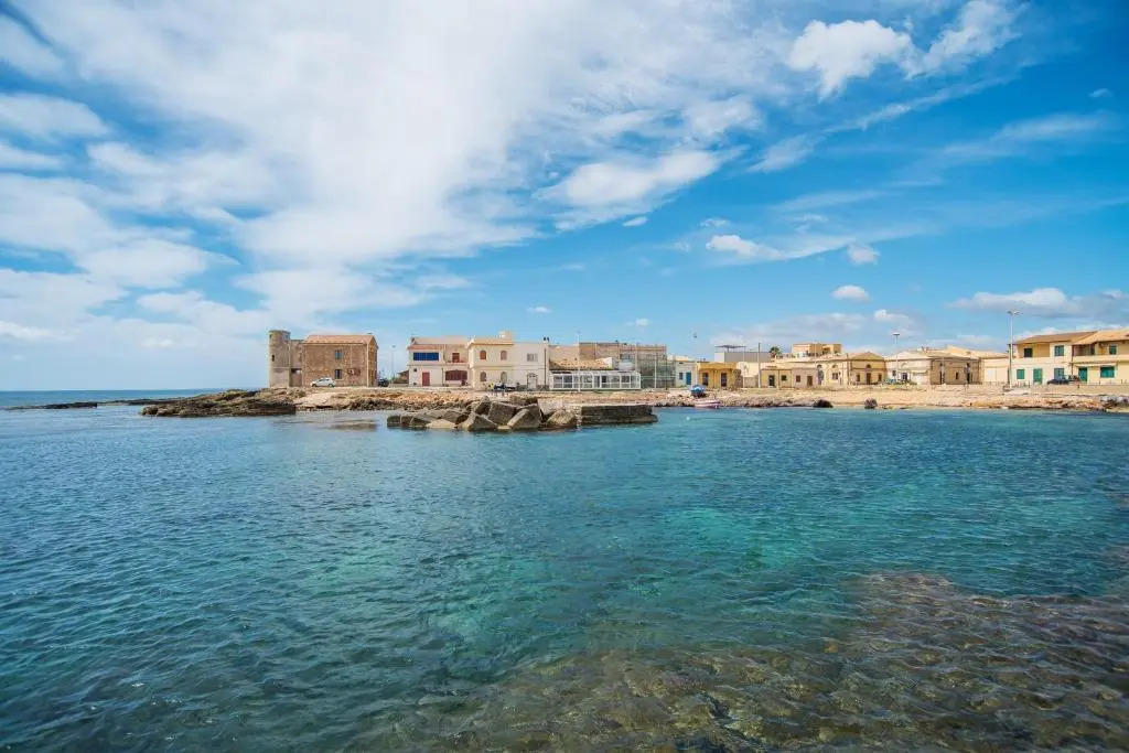 CASA UN TOCCO DI BLU A 300 mt dal mare