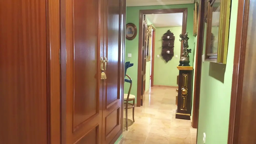 Piso junto a Jardines de la Victoria y Renfe