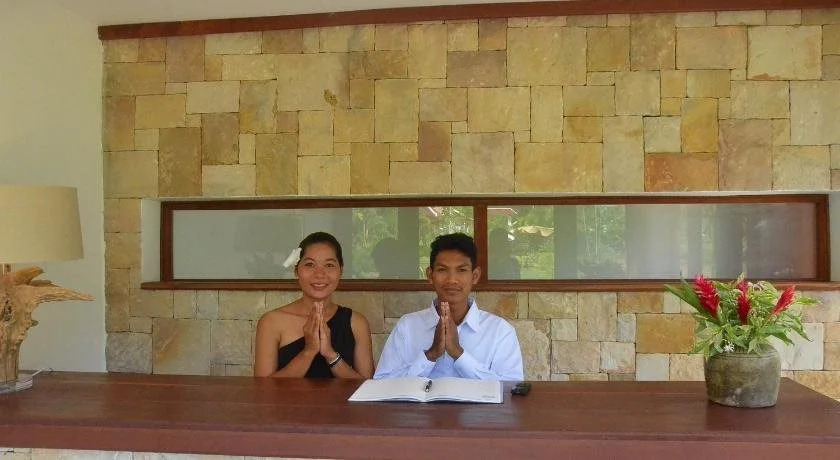 Cominsia Lodge