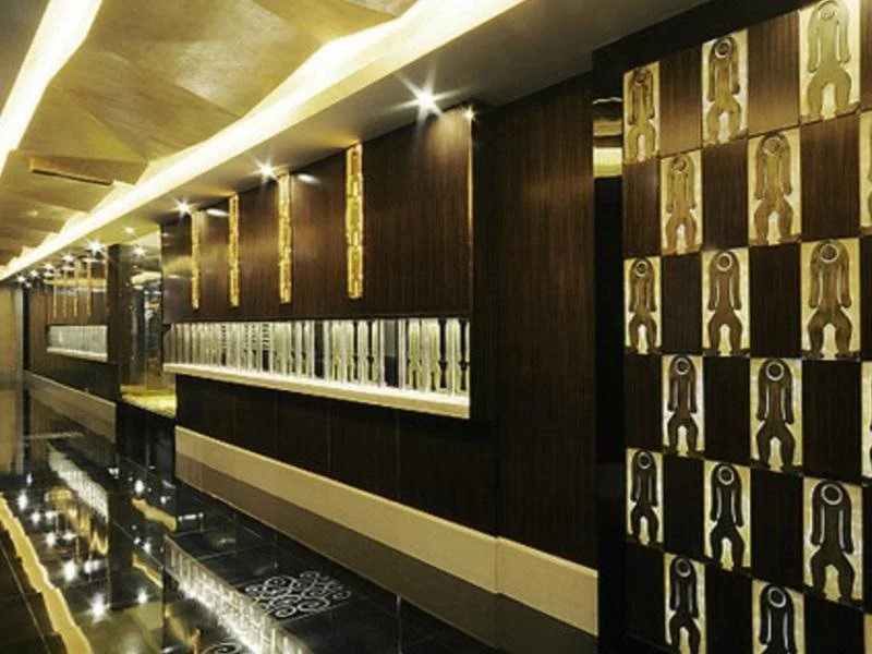 Rainbird International Hotel