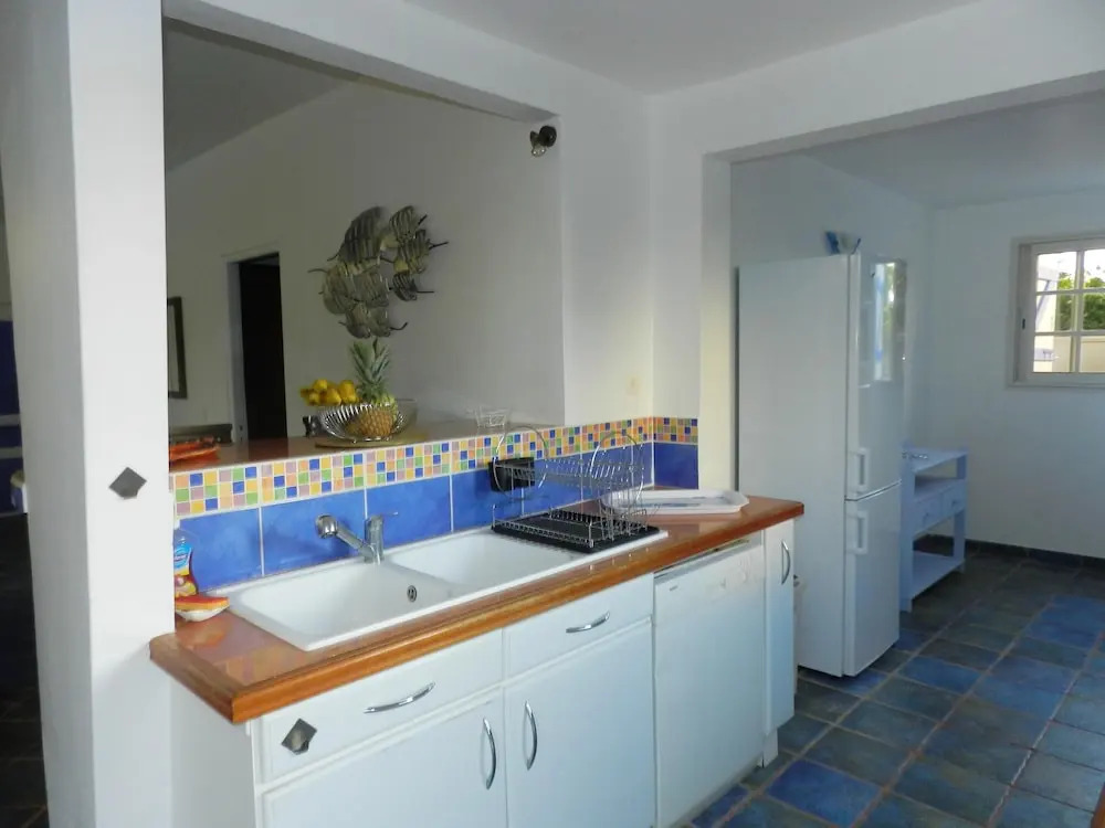 Villa With 3 Bedrooms in Le Moule, With Private Pool, Enclosed Garden and Wifi - 200 m From the Beach