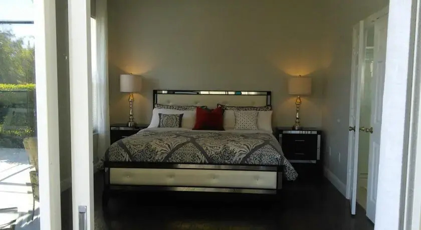 Six Bedroom / 4 Bathroom House in Windsor Palms Resort