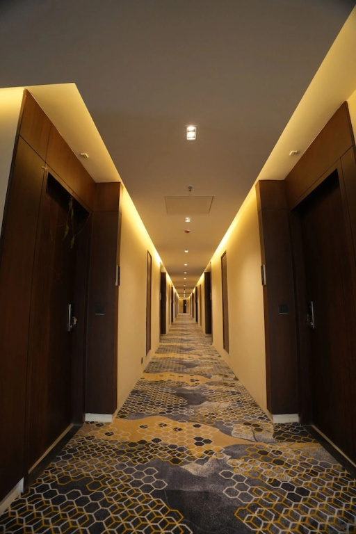 The Murti Hotel and Banquet