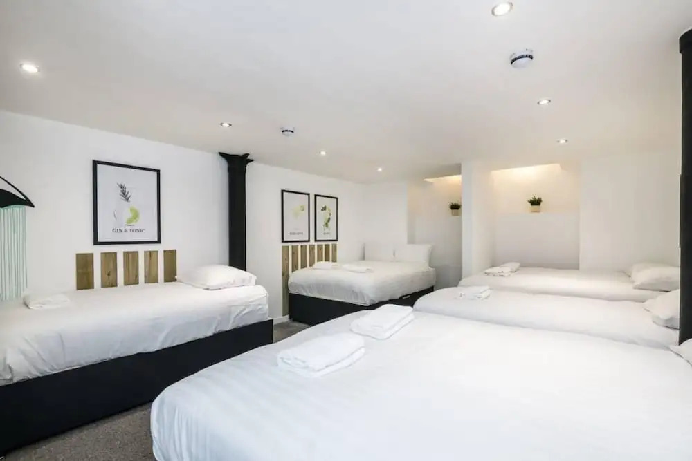 Host Apartments Fleet Nightlife I