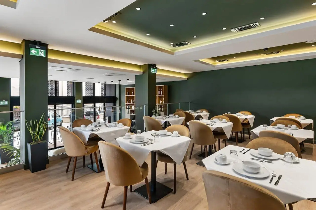 Azur Hotel Volos