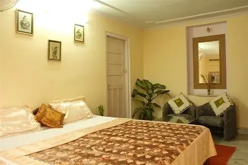 Prem Abhilasha Guest House Home Stay