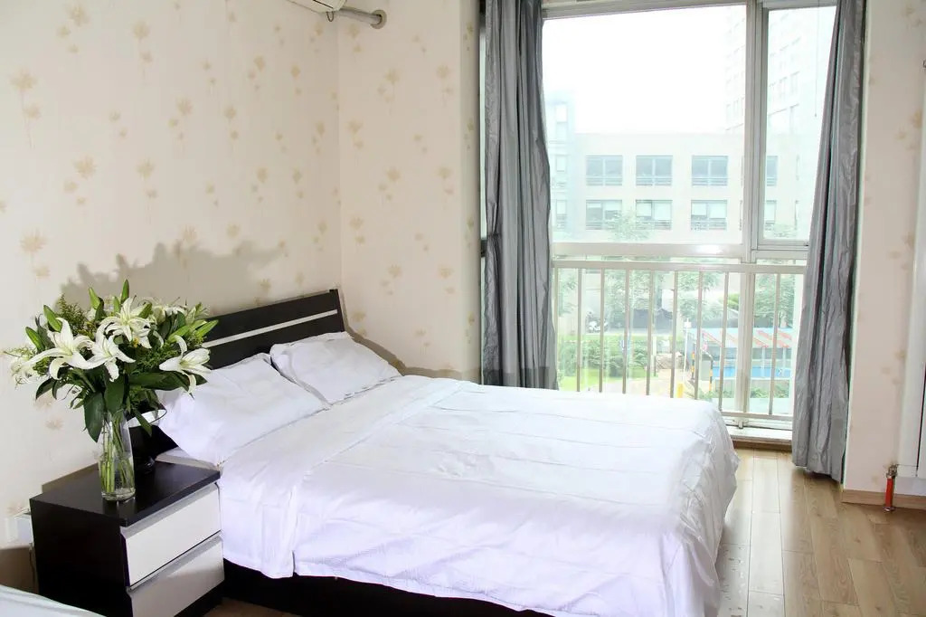 Qianbaihui Apartment Zhongguancun