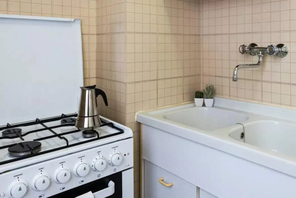 JOIVY Welcoming 1BR apt next to Villa Olmo