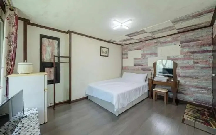 Pocheon Sanjung Resort Pension & Caravan