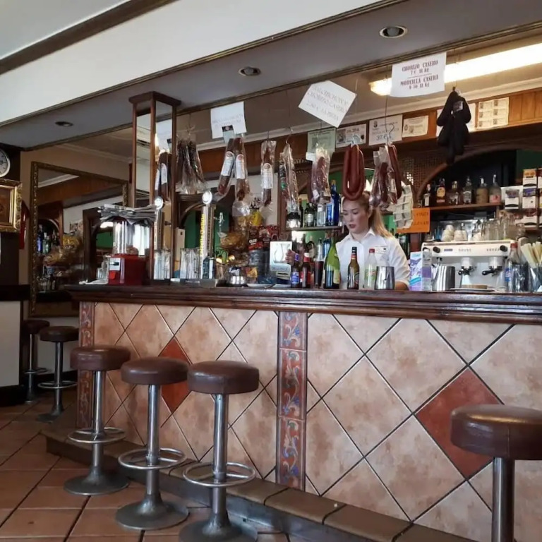 Hostal Restaurante Reina