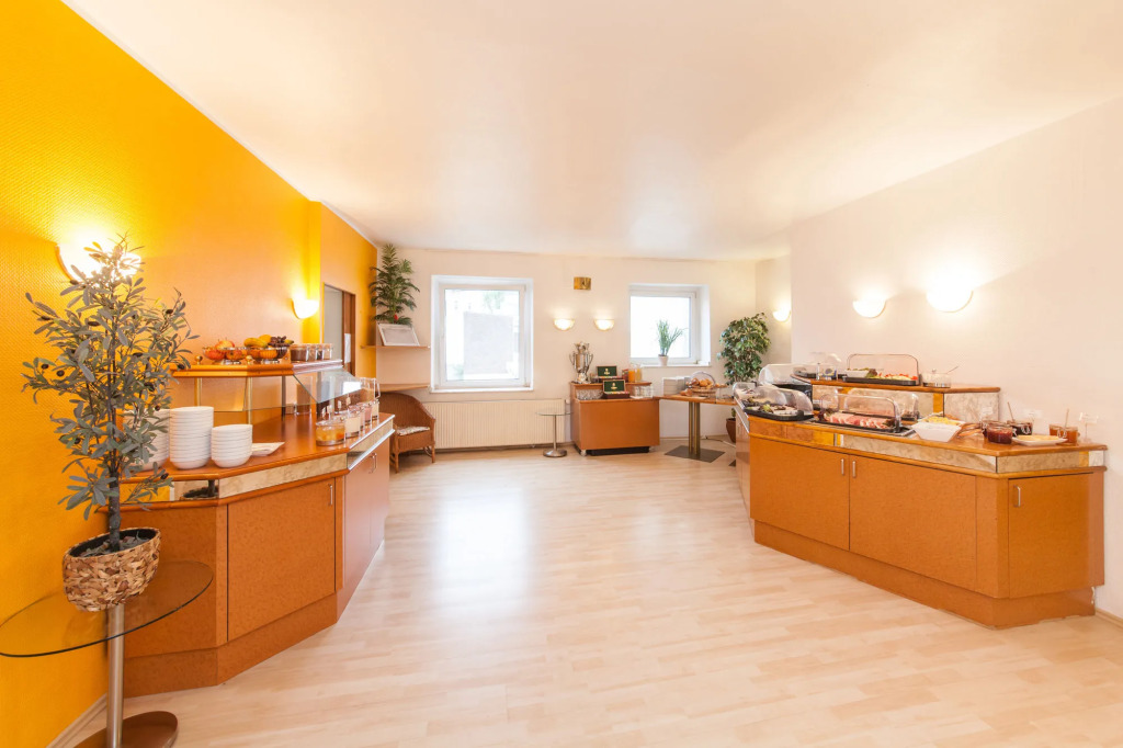 Antares Apartments