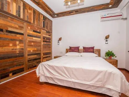 Aiqinhai Guesthouse