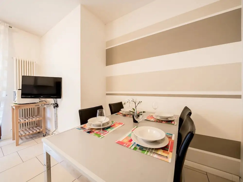 Bright Apartments Sirmione - Julia Giardino