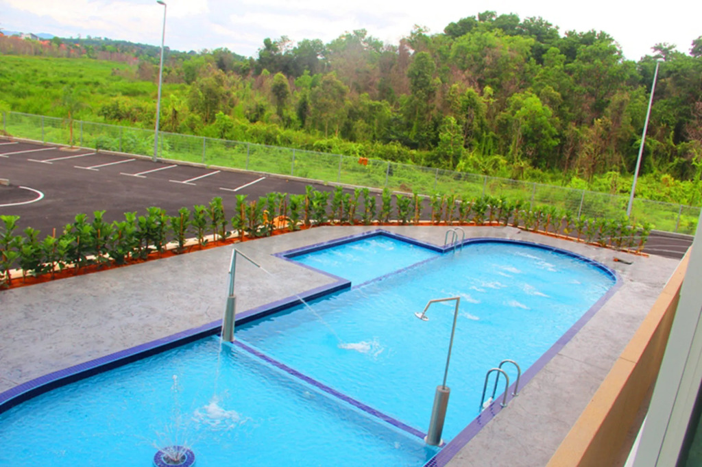 906 Premier Hotel