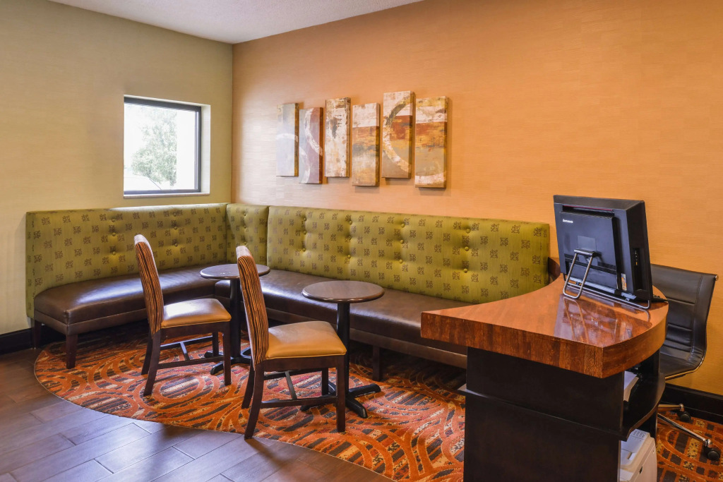 Hampton Inn Elkhart