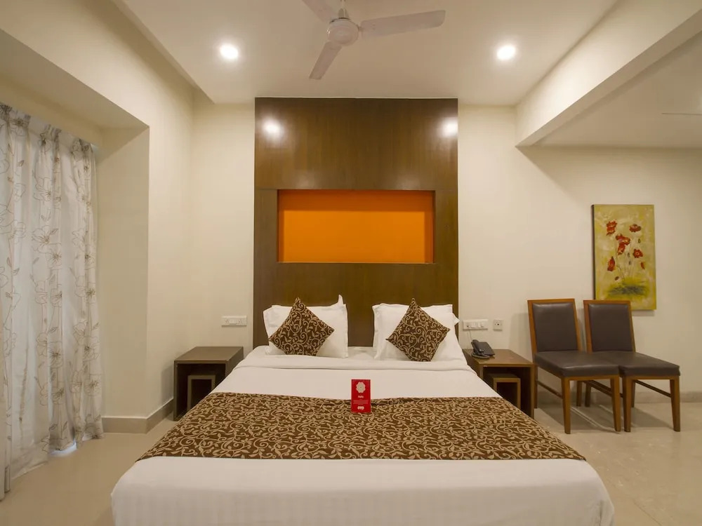 OYO 1410 Country Club Begumpet